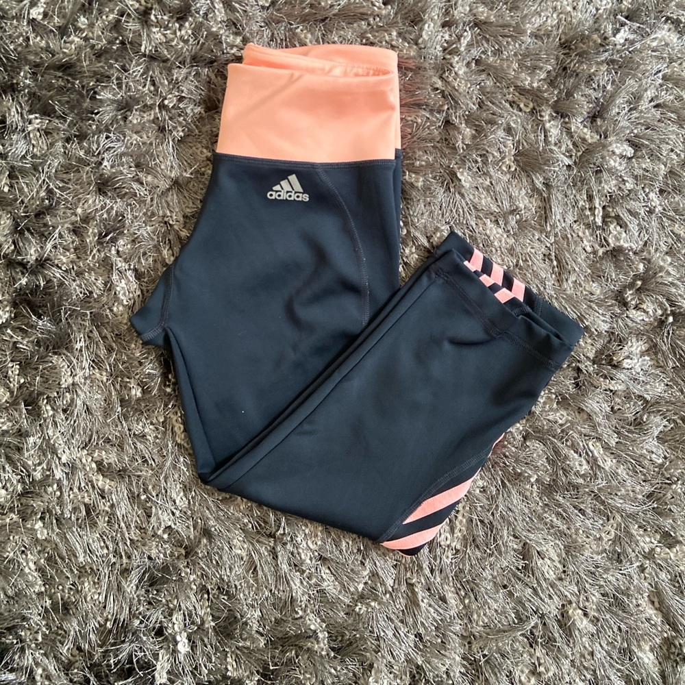 Adidas Capri Small Peach Leggings